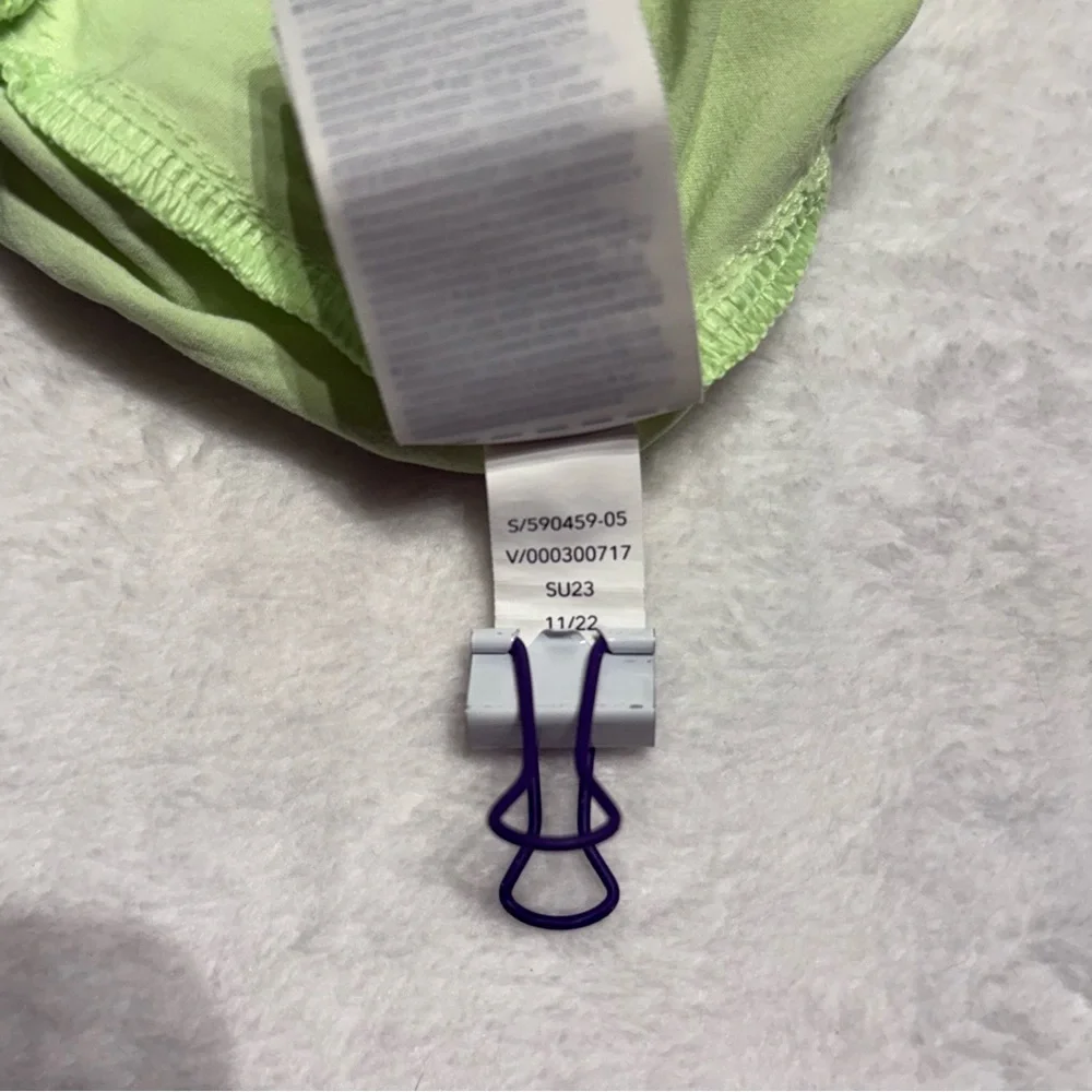 Athleta Girl All star 2.5” Shorts Light Green Girls’ Large 12